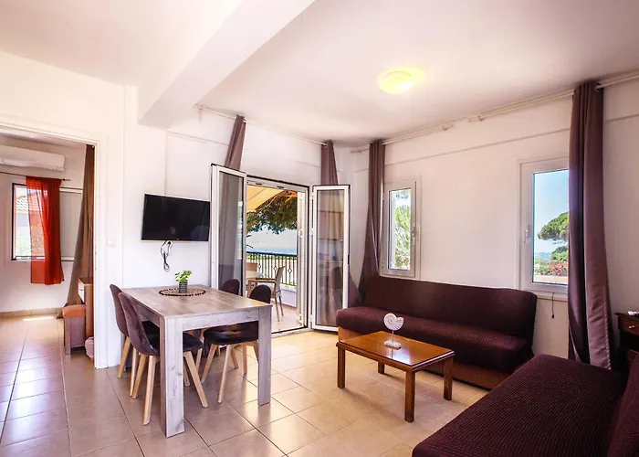 Romanos Beach Villas